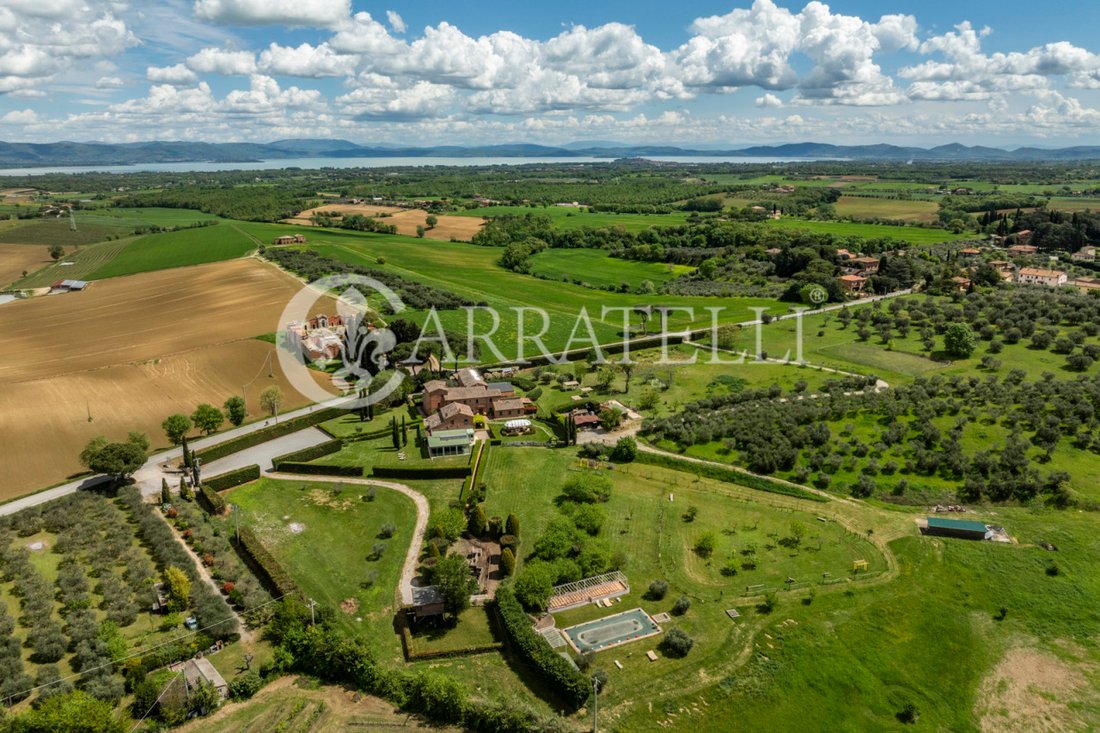 Country House in Castiglione del Lago, Umbria, Italy 3 - 14234495
