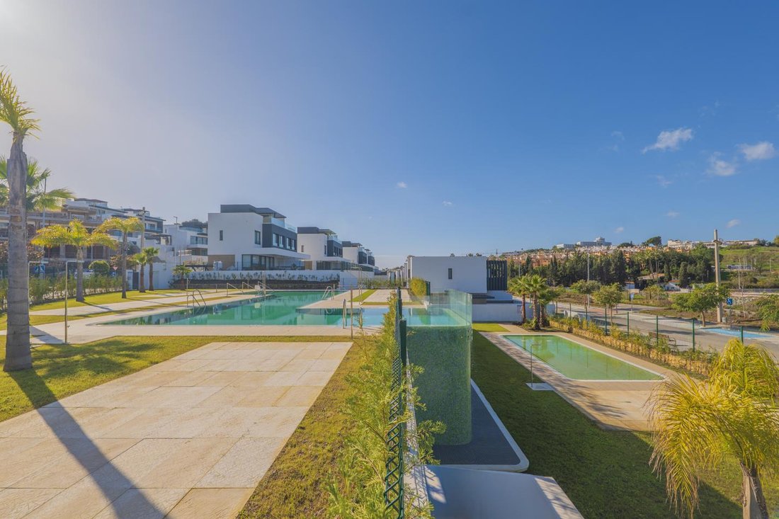 Villa in Estepona, Andalusia, Spain 4 - 17129229