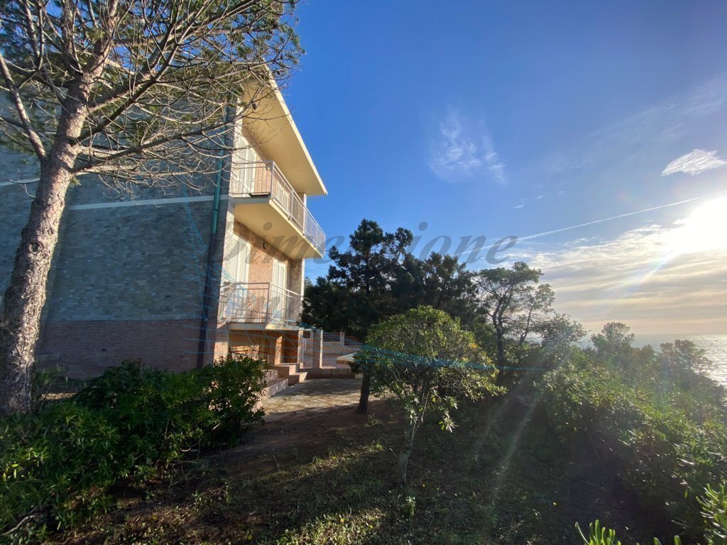 Villa in Castiglioncello, Rosignano Marittimo, Tuscany 2 - 17100542