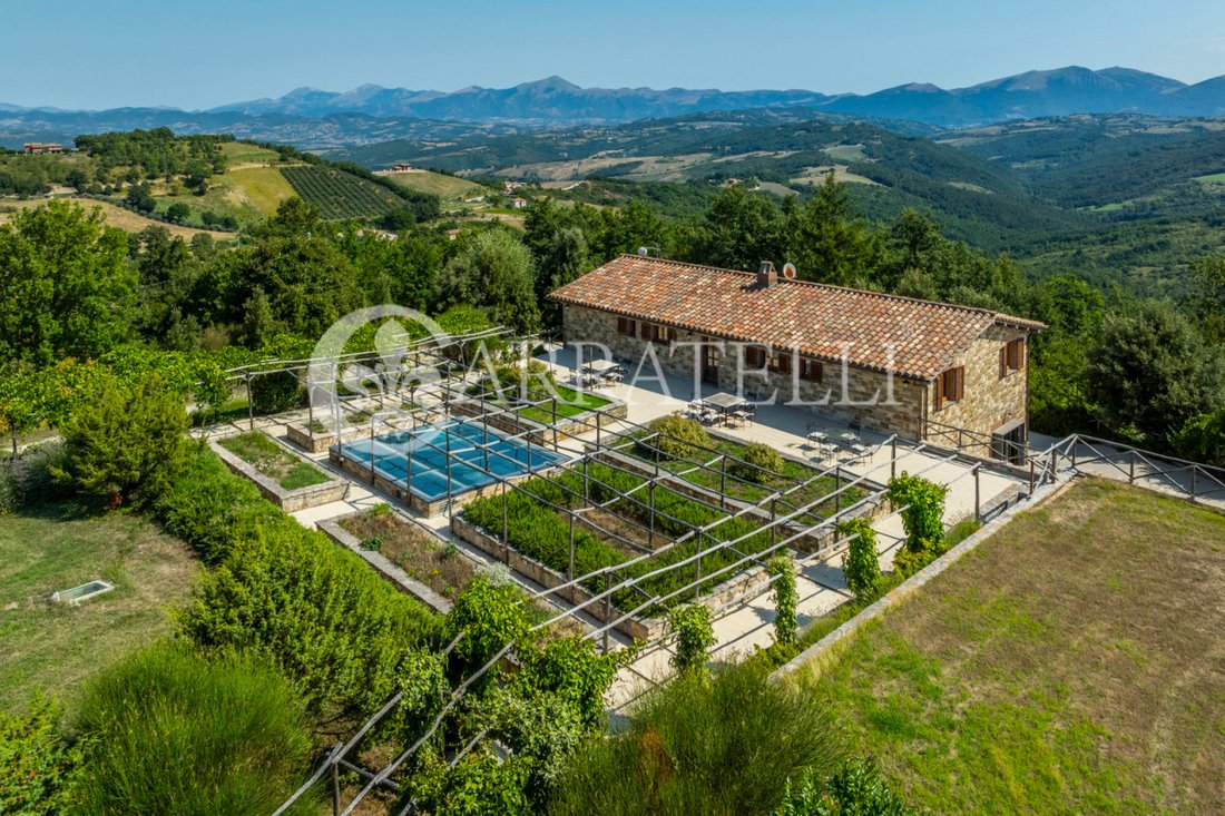 Country House in Valfabbrica, Umbria, Italy 5 - 16051432