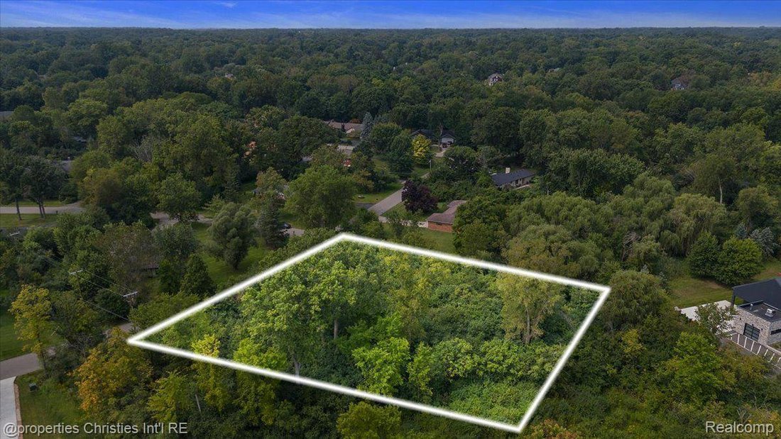 House in Beverly Hills, Michigan, United States 4 - 15088931