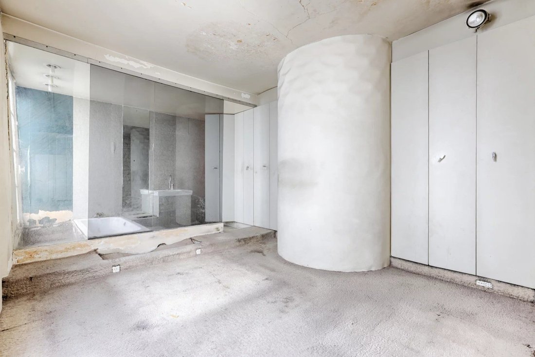 Apartment in Saint Philippe du Roule, Paris 8e Arrondissement, Paris 5 - 17104020