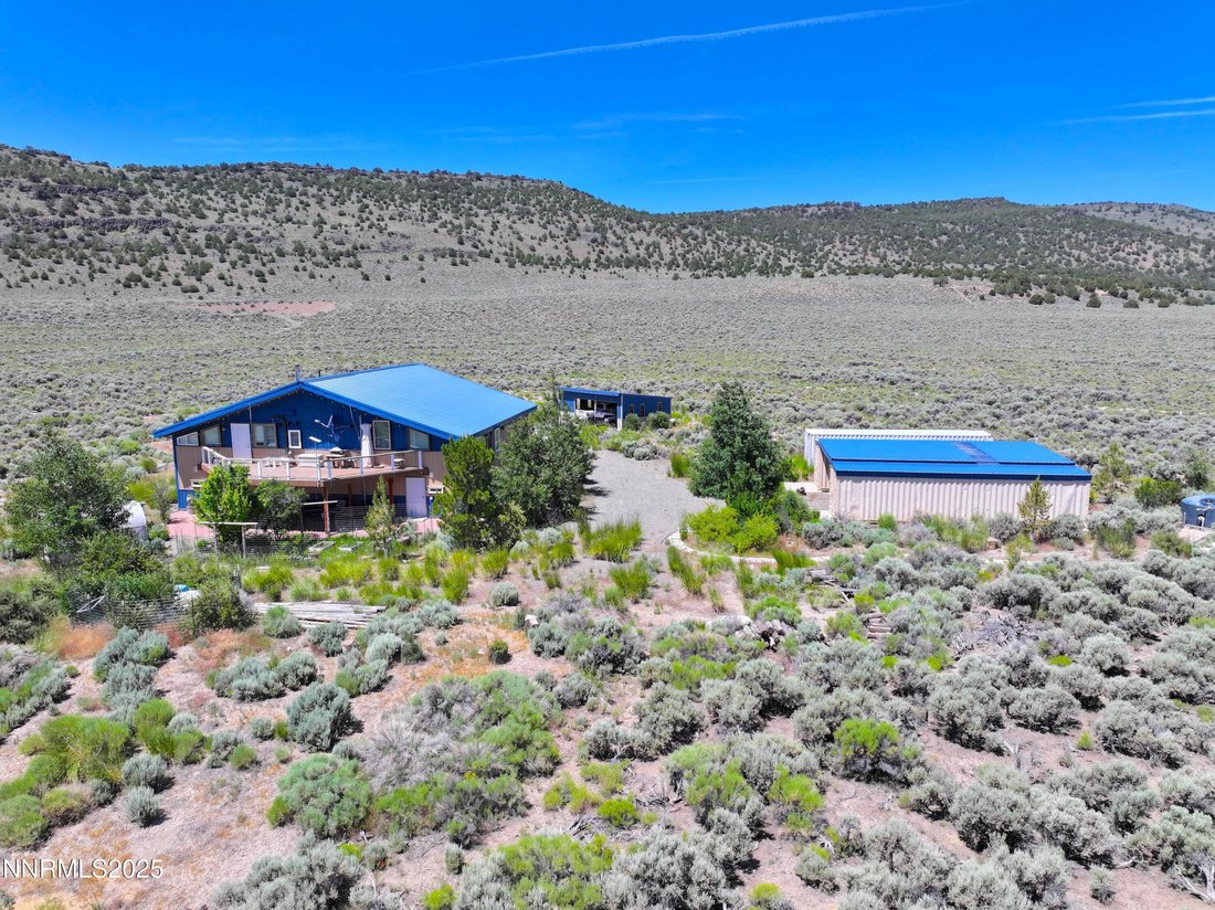 House in Gerlach, Nevada, United States 2 - 17103433