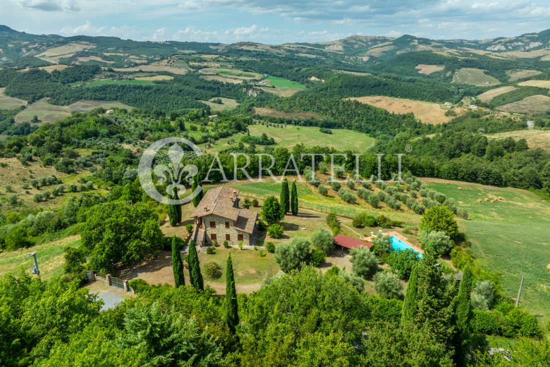 Country House in San Casciano dei Bagni, Tuscany, Italy 2 - 15493592