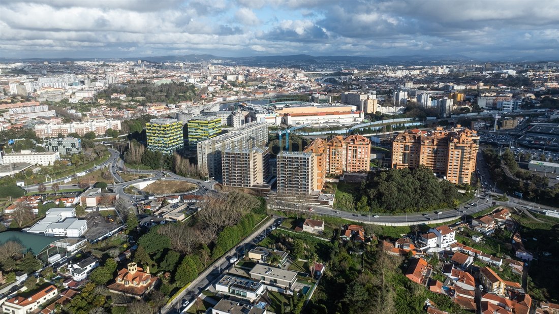 Apartment in Santa Marinha e Sao Pedro da Afurada, Porto District, Portugal 5 - 17103292