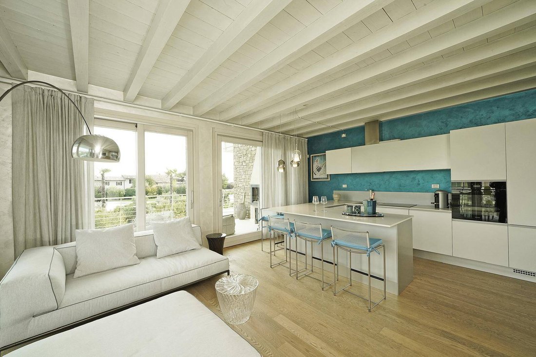 Apartment in Center, Sirmione, Lombardy 4 - 13933186