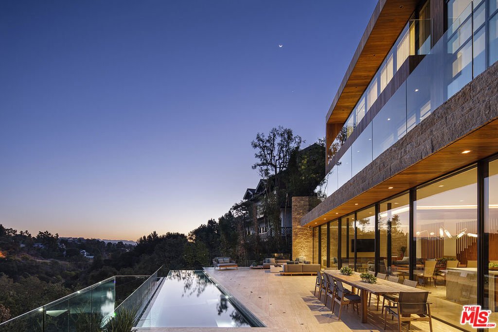 House in Los Angeles, California, United States 2 - 17101475