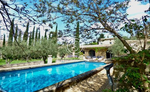 Villa in Uzès, Occitania, France 1