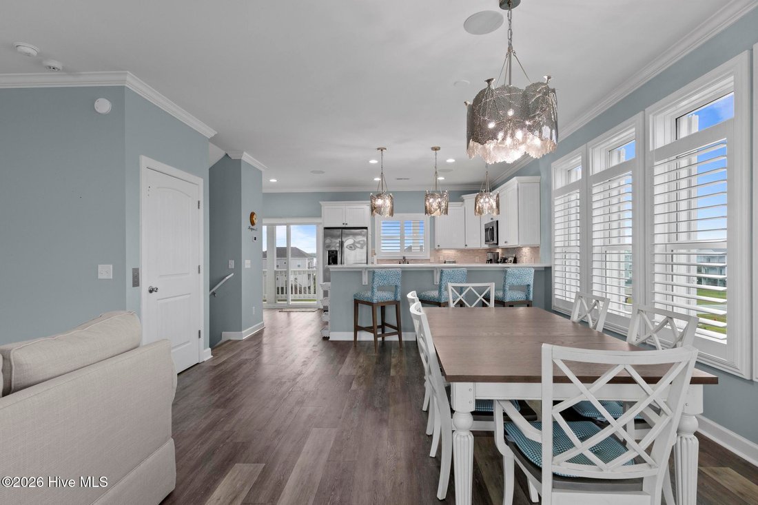 House in North Topsail Beach, North Carolina, United States 5 - 17127048