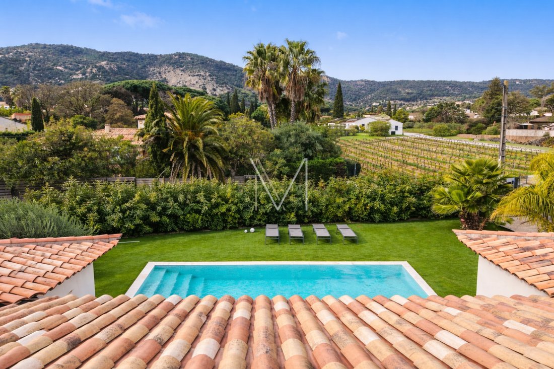 Villa in Le Plan-de-la-Tour, Provence-Alpes-Côte d'Azur, France 2 - 16247063