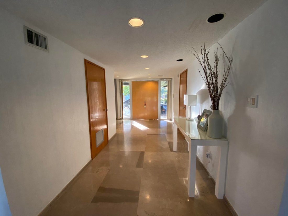 House in Laredo, Texas, United States 4 - 17128537