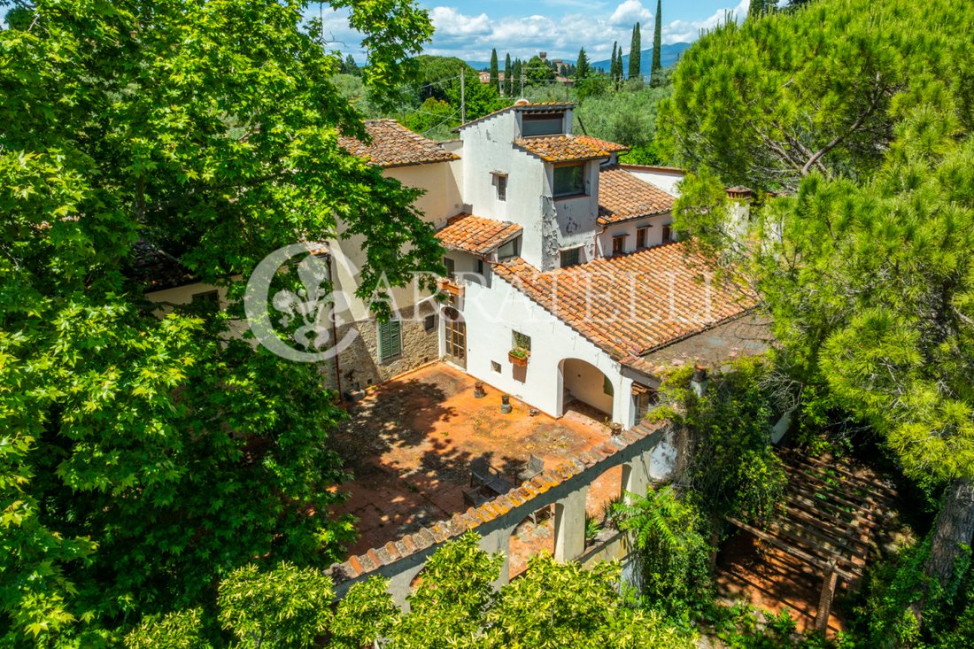 Villa in Center, Florence, Tuscany 3 - 15713201