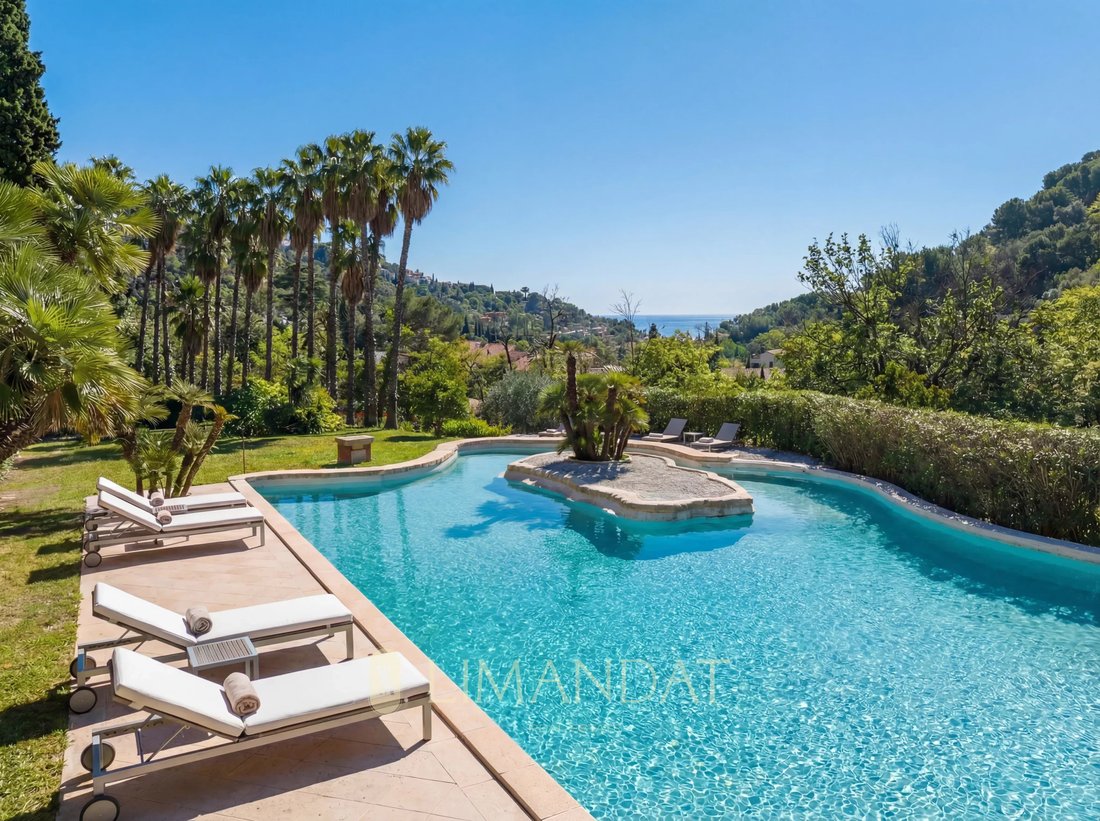Estate in Menton, Provence-Alpes-Côte d'Azur, France 1 - 16923470
