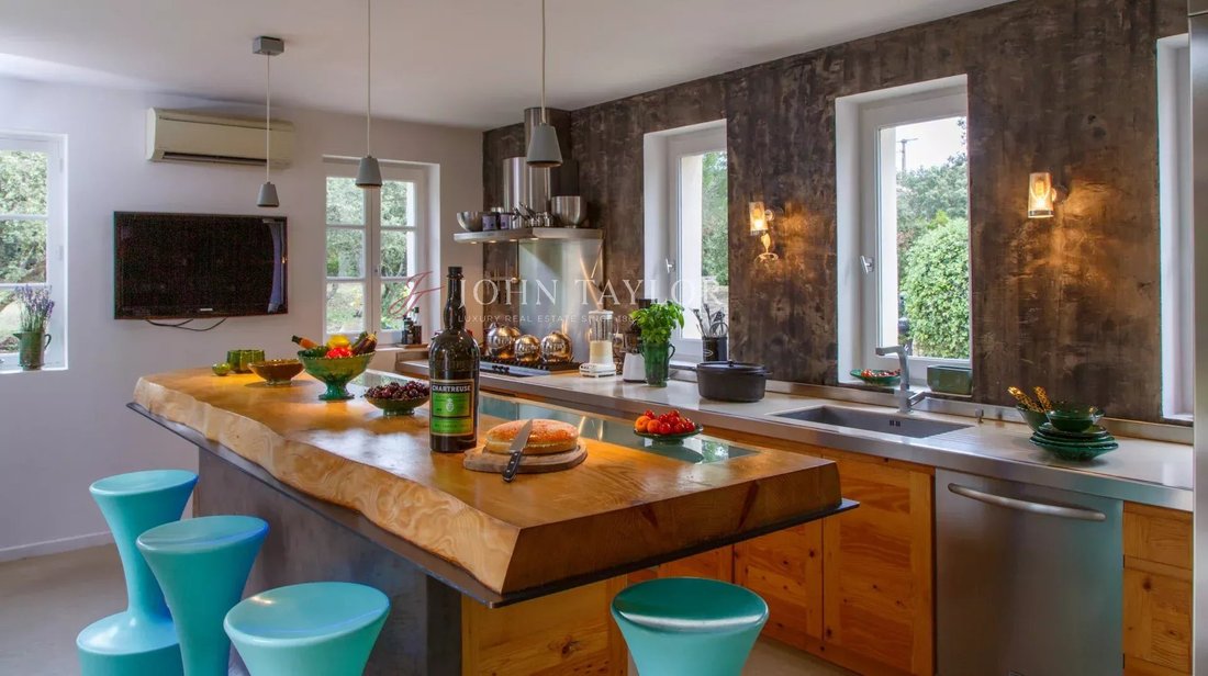 Country House in Bonnieux, Provence-Alpes-Côte d'Azur, France 5 - 13039018