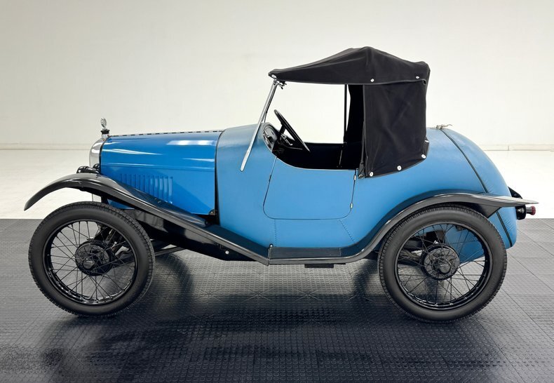 Cabriolet in Morgantown, United States 3 - 17132256