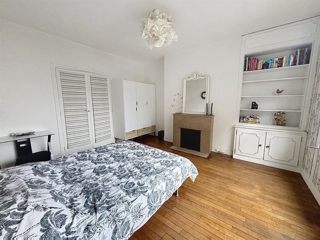 Apartment in Palais Royal, Paris 1er Arrondissement, Paris 3 - 16457769