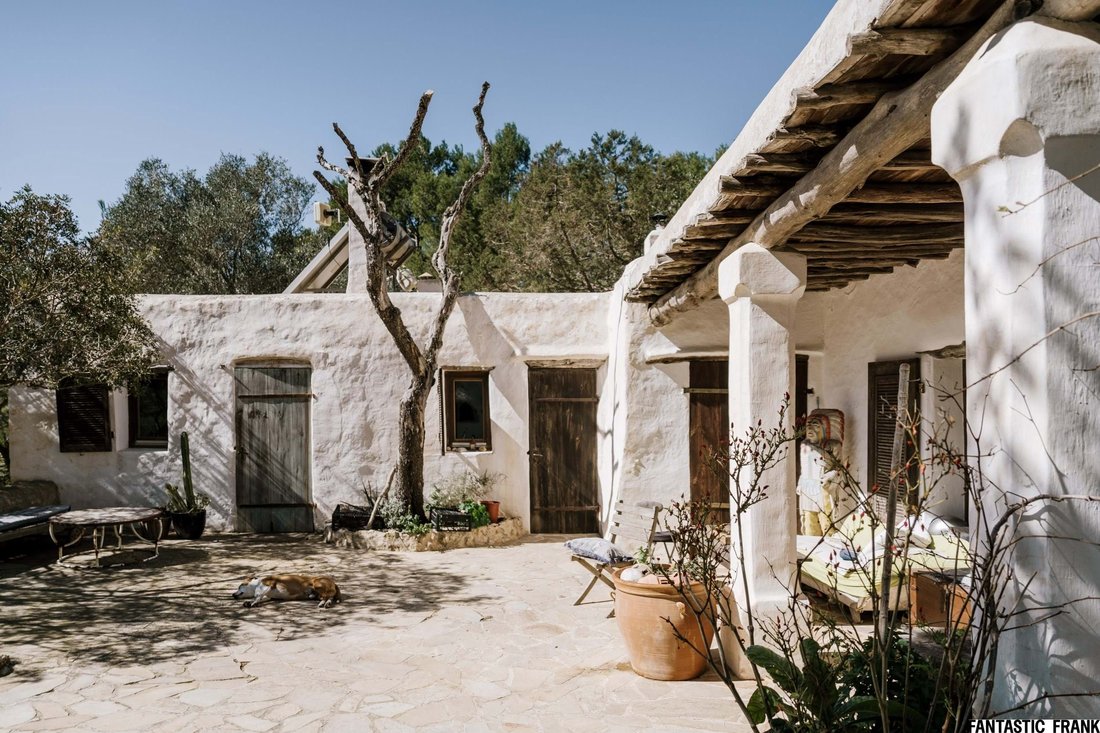 Villa in Cala Llonga, Ibiza, Santa Eularia des Riu, Balearic Islands 4 - 14838081