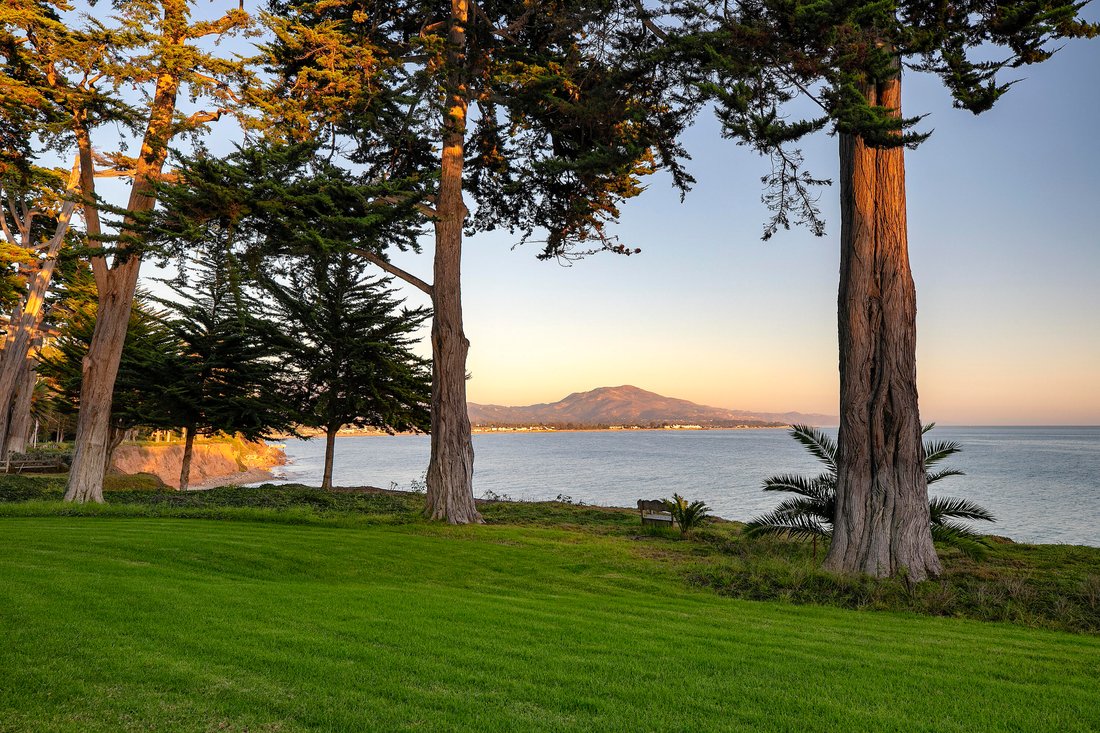 Land in Carpinteria, California, United States 1 - 17111638