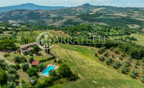 Country House in San Casciano dei Bagni, Tuscany, Italy 1