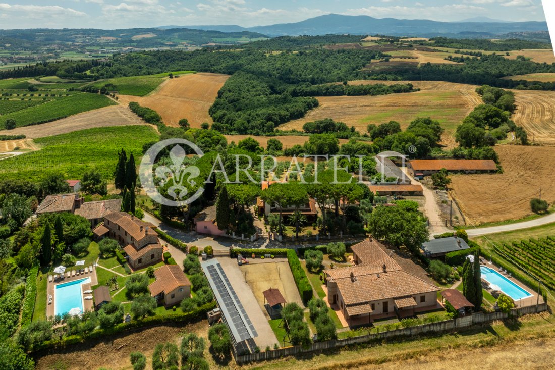 Country House in Castiglione del Lago, Umbria, Italy 3 - 14291792