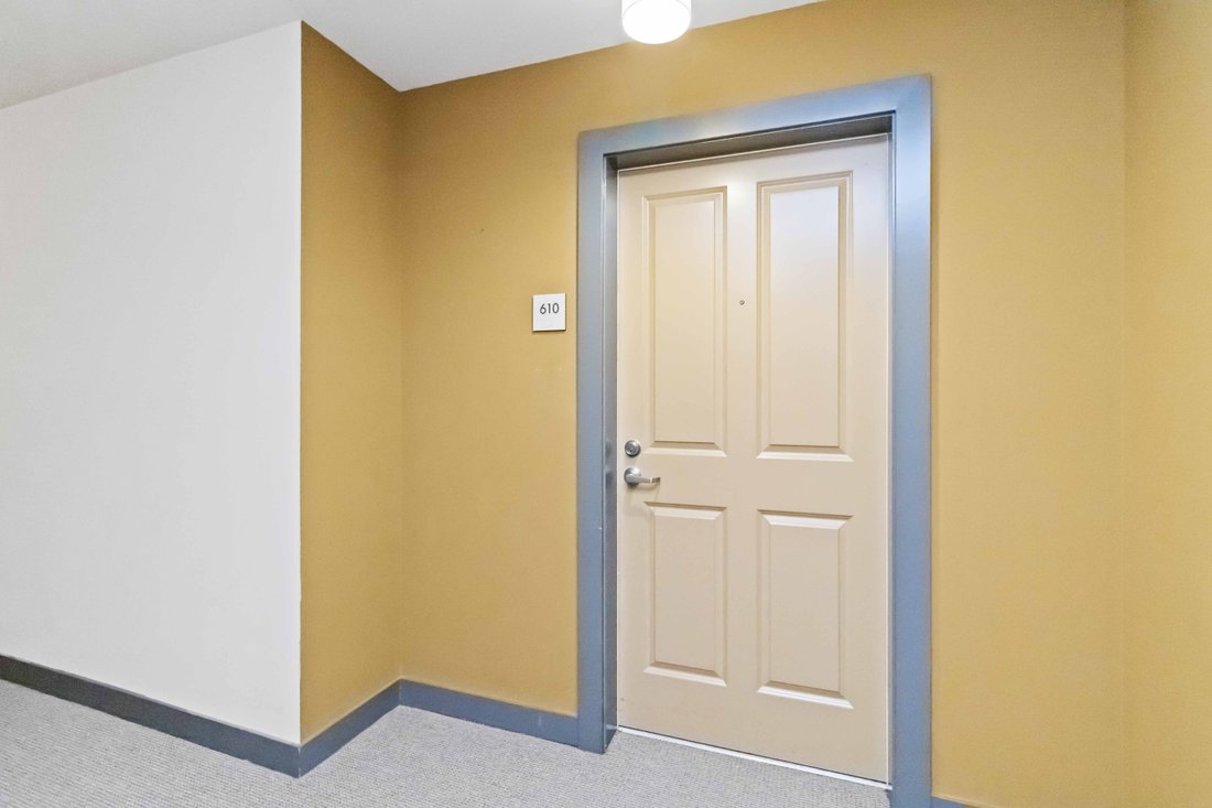 Condo in Bellevue, Washington, United States 3 - 17098735