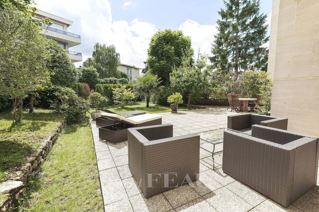 Apartment in Gérard de Nerval, Saint-Germain-en-Laye, France 3 - 17098942