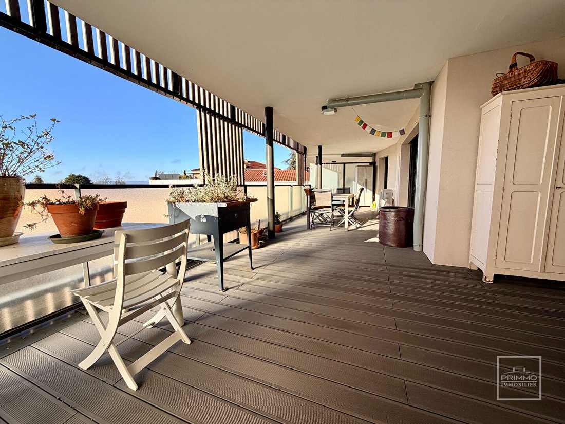 Apartment in Centre et Sud Est, Saint-Didier-au-Mont-d'Or, France 1 - 17099630