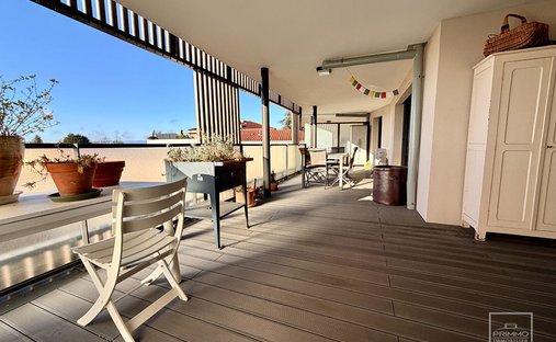 Apartment in Centre et Sud Est, Saint-Didier-au-Mont-d'Or, France 1