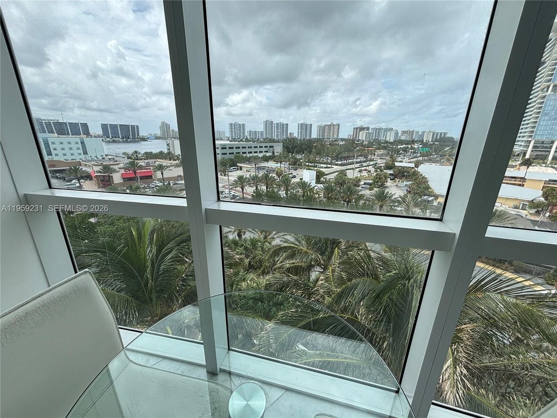Condo in Sunny Isles Beach, Florida, United States 5 - 17102158