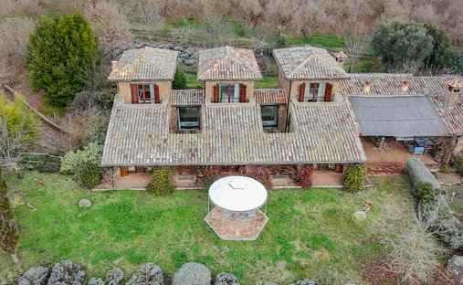 Villa in Capranica, Lazio, Italy 1