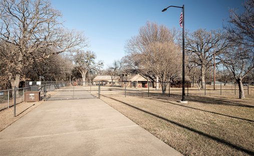 House in Arlington, Texas, United States 1