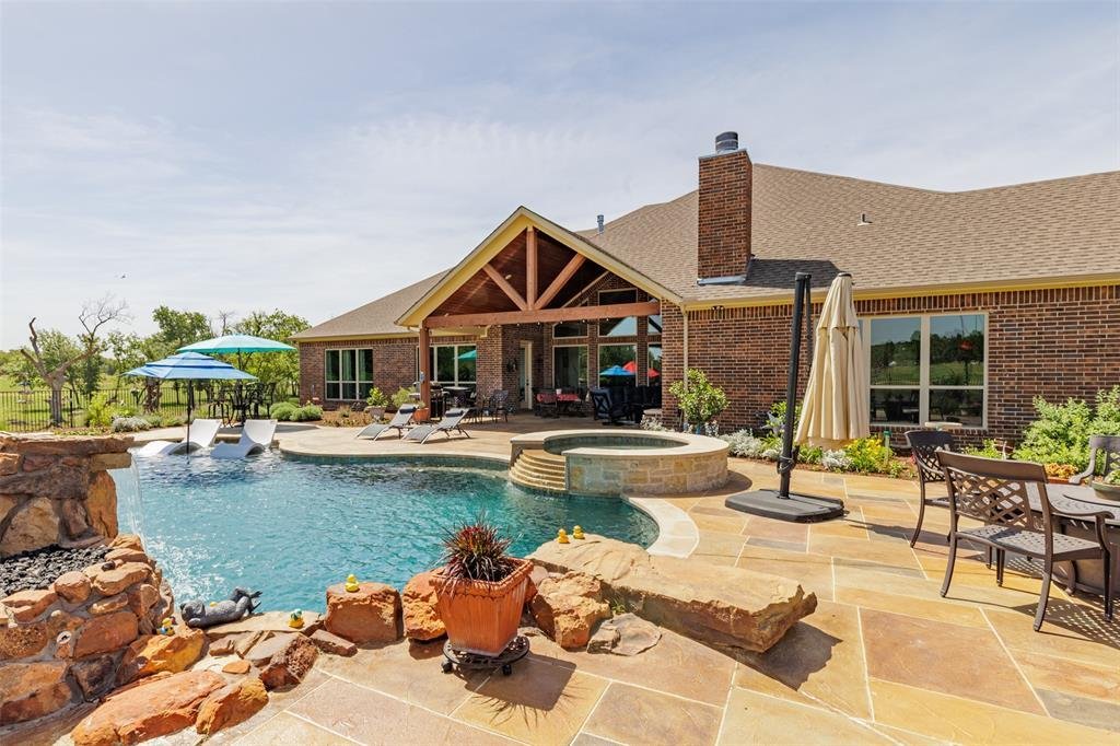 House in Alvord, Texas, United States 1 - 17116807
