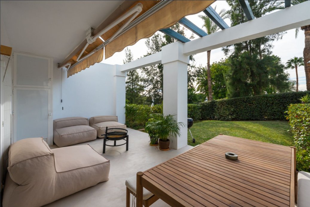 Apartment in La Quinta, Benahavis, Andalusia 1 - 17118190