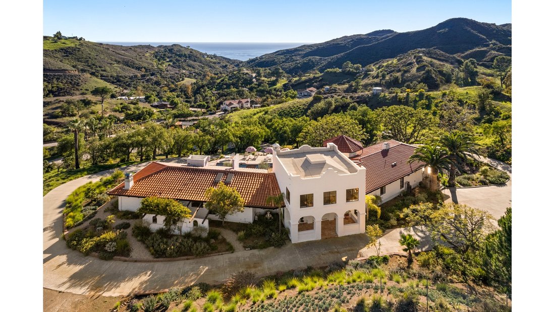 Malibu, California, United States 3 - 16953988