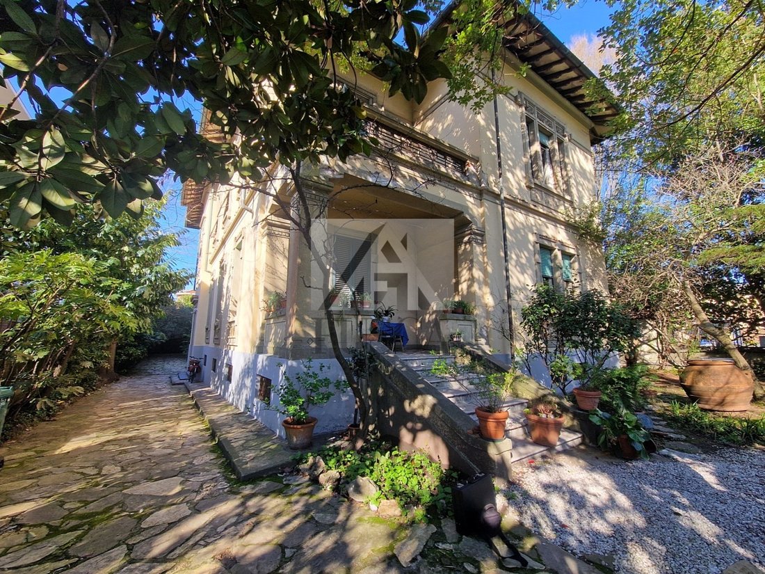 Villa in San Marco, Lucca, Italy 1 - 15434048