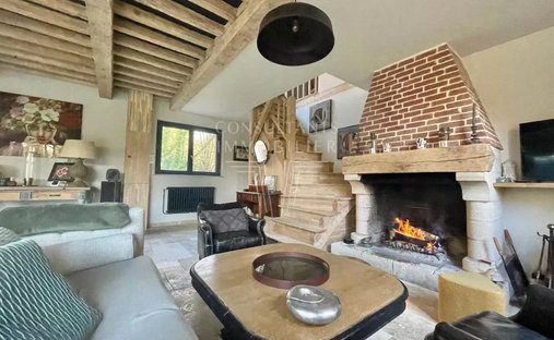 For Sale – Press House In A Peaceful Environment Near Pont L'evêque 14130