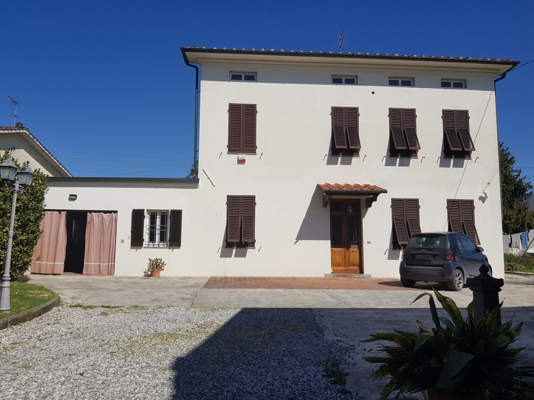 Country House in Lunata, Capannori, Tuscany 3 - 12923694