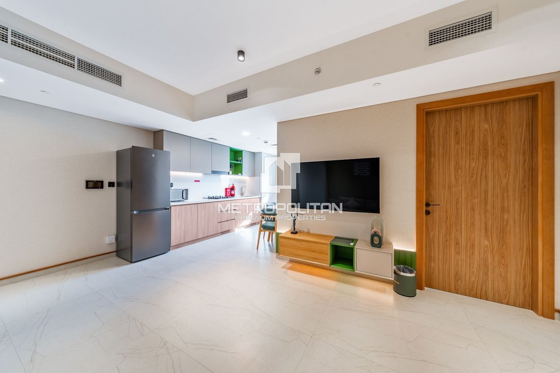 Apartment in Al Barsha South 5, Al Barsha, Dubai 4 - 17100339