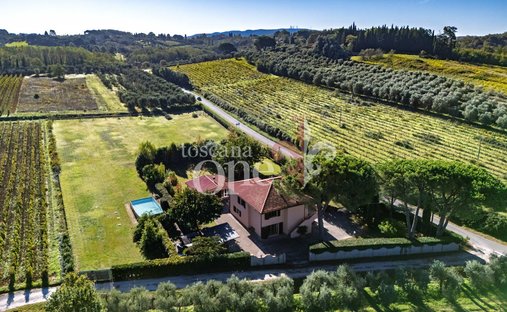 House in Crespina, Tuscany, Italy 1