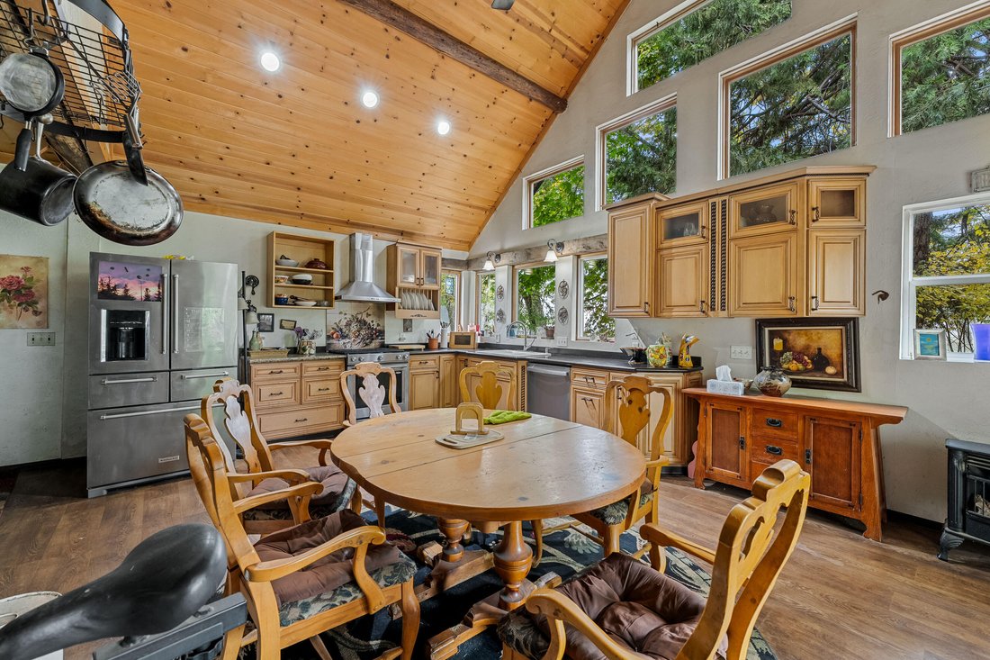 House in Cave Junction, Oregon, United States 5 - 17103612
