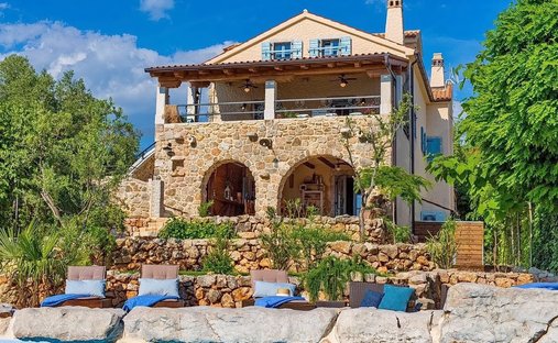House in Malinska, Primorje-Gorski Kotar County, Croatia 1