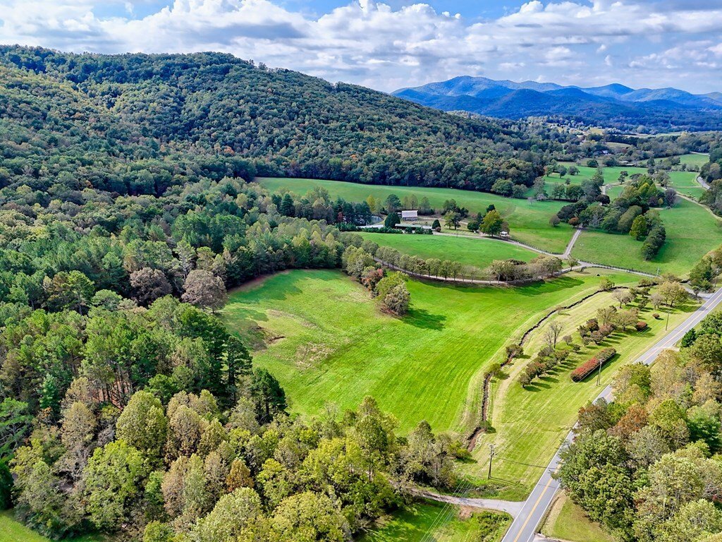 House in Warne, North Carolina, United States 2 - 17102539
