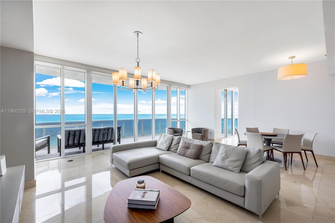 Condo in Sunny Isles Beach, Florida, United States 5 - 17102180