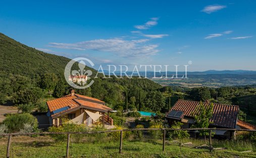 Country House in Scarlino, Tuscany, Italy 1