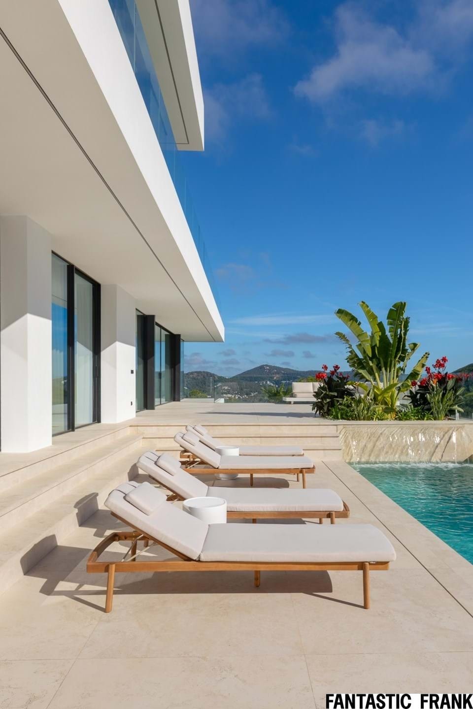 Villa in Roca Llisa, Santa Eularia des Riu, Balearic Islands 3 - 16655827