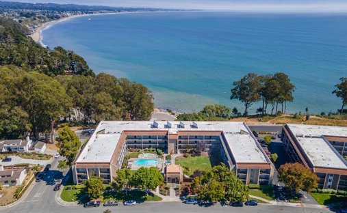 Luxury condos with sauna for sale in Capitola, California | JamesEdition