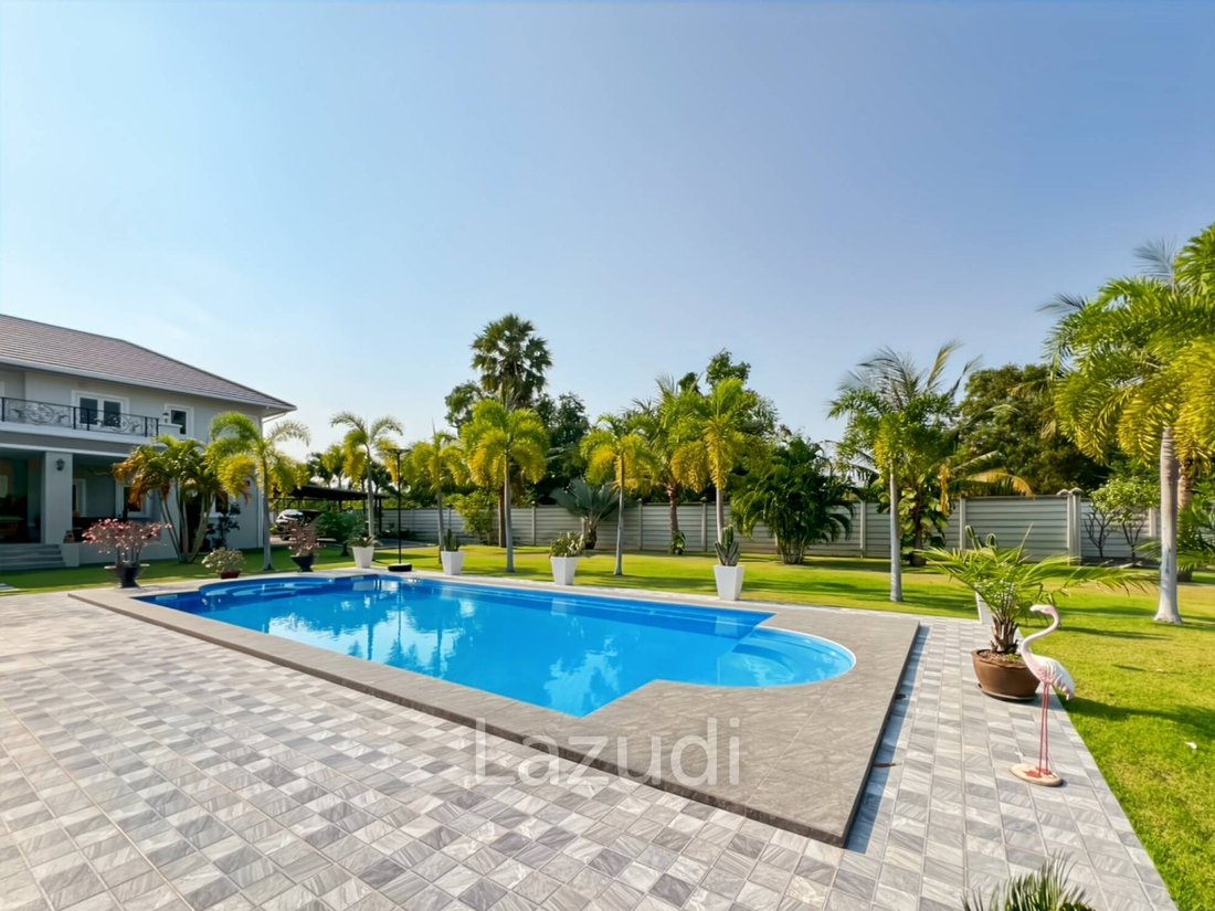 Villa in Cha-am, Phetchaburi, Thailand 2 - 17132375