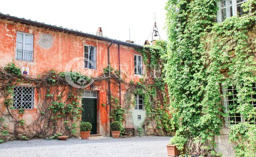 Villa in Compitese, Capannori, Tuscany 1