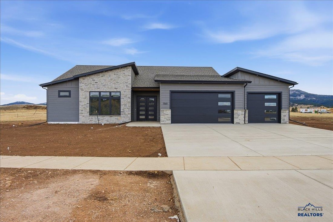 House in Spearfish, South Dakota, United States 1 - 17104272