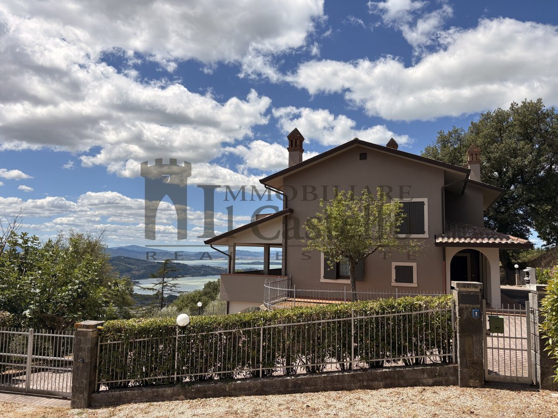 Villa in Passignano sul Trasimeno, Umbria, Italy 1 - 17105151